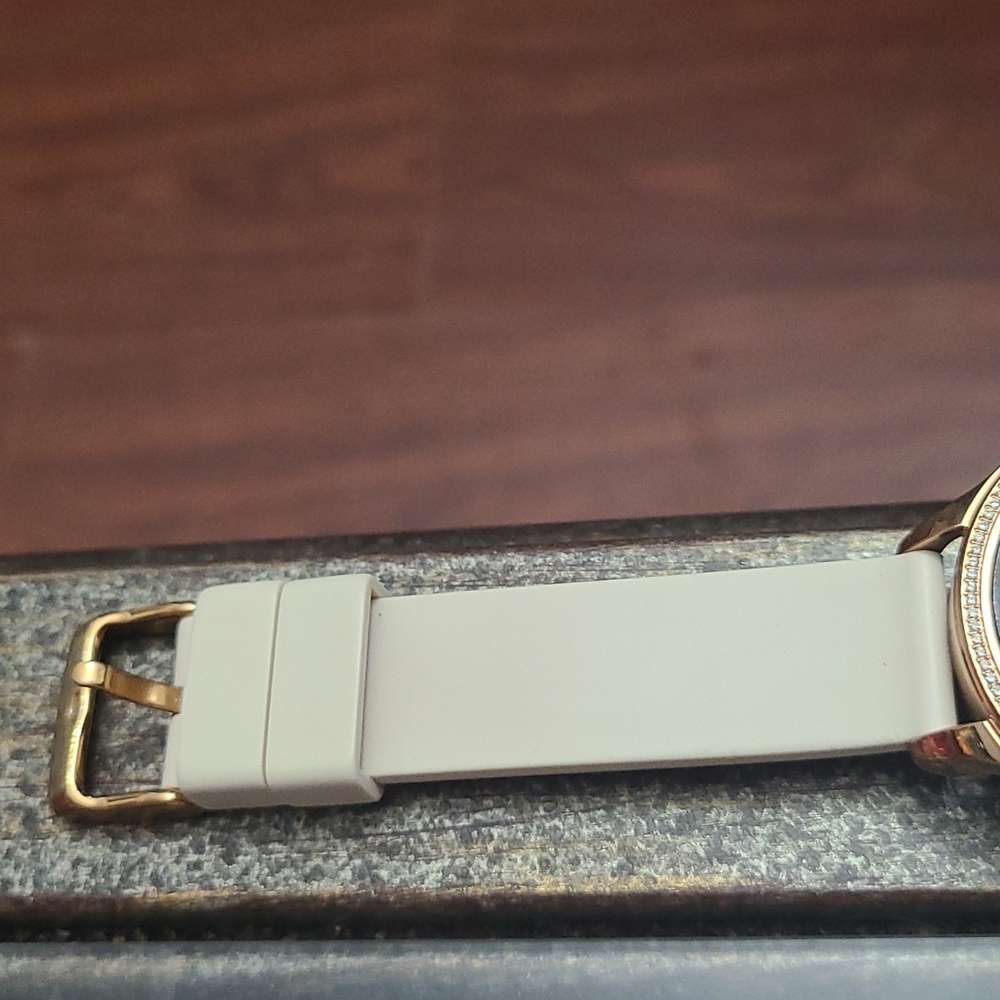 Fossil 5E smartwatch - Picture 2 of 4